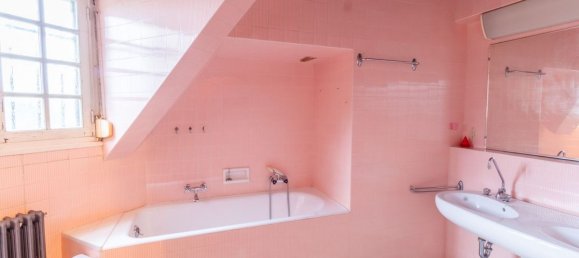 5 bedrooms House in Montbouy, France No. 55625 22