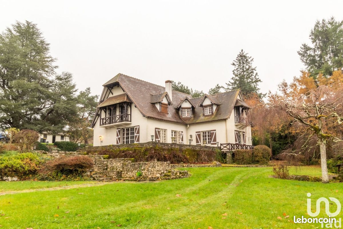 5 bedrooms House in Montbouy, France No. 55625