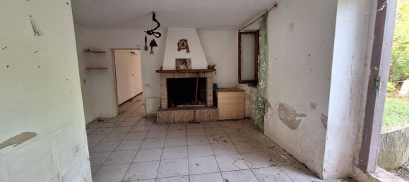 Casa de 4 habitaciónes en San Severino Marche, Italy No. 207684 5