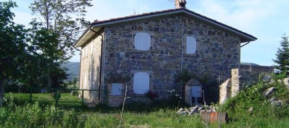 Casa de 4 habitaciónes en San Severino Marche, Italy No. 207684 2