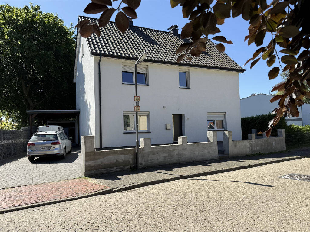 Adosado de 7 habitaciónes en Bremen, Germany No. 269110