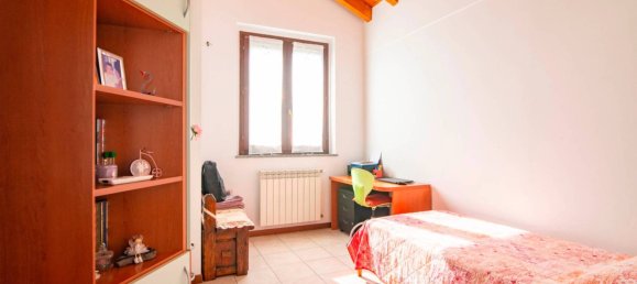 2 bedrooms Apartment in Pozzo d'Adda, Italy No. 337497 12