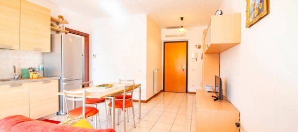 2 bedrooms Apartment in Pozzo d'Adda, Italy No. 337497 4