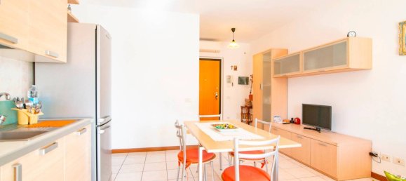 2 bedrooms Apartment in Pozzo d'Adda, Italy No. 337497 3