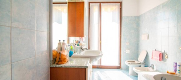 2 bedrooms Apartment in Pozzo d'Adda, Italy No. 337497 5