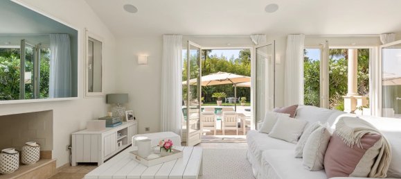 4 bedrooms Commercial property in Antibes, France No. 1443 7