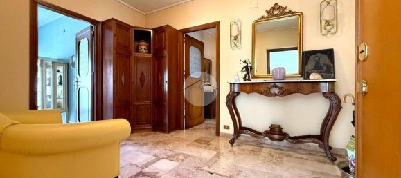 Apartamento de 5 dormitorios en Palermo, Italy No. 359097 2