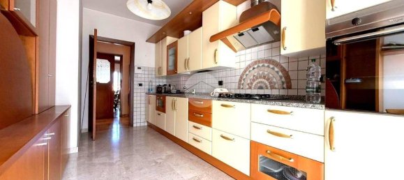 Apartamento de 5 dormitorios en Palermo, Italy No. 359097 25