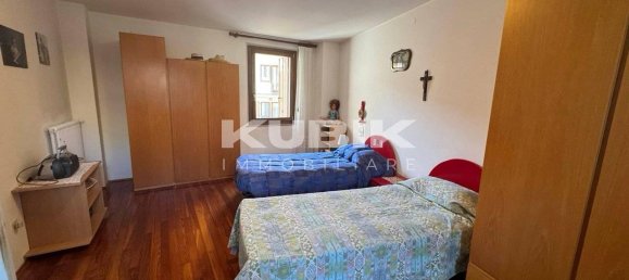 4 rooms Villa in Udine, Italy No. 84110 14