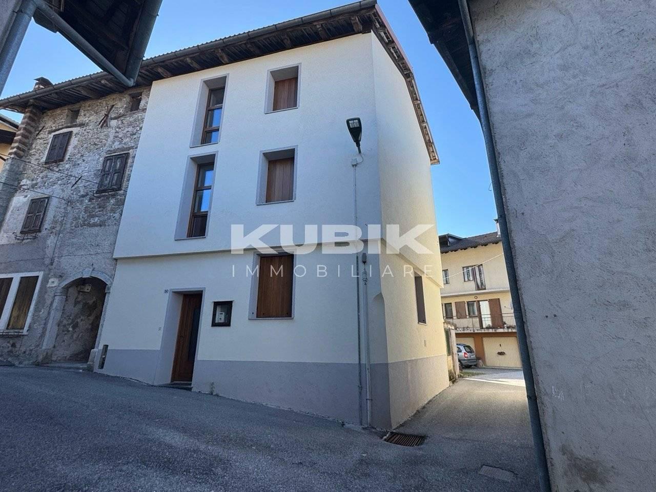 4 rooms Villa in Udine, Italy No. 84110