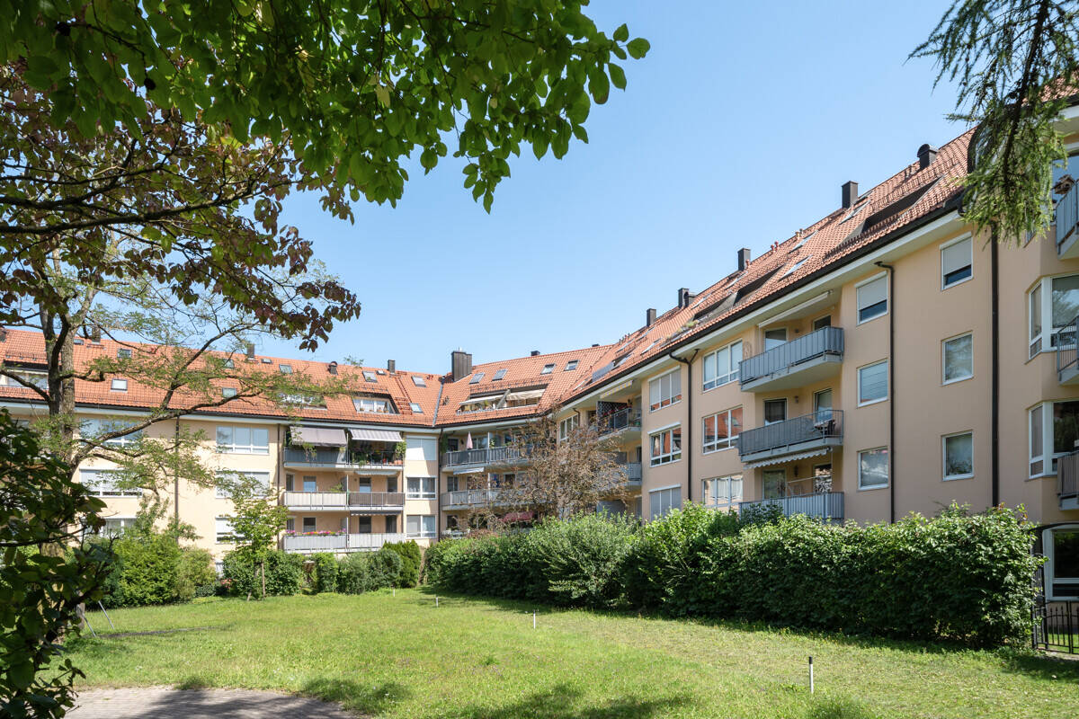 Квартира с 2 комнатами в Мюнхен, Германия № 340318