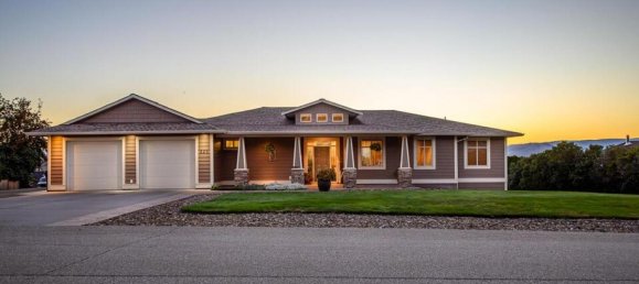 4 غرف نوم منزل في British Columbia, Canada رقم 1298 2