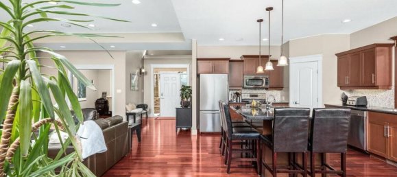 4 غرف نوم منزل في British Columbia, Canada رقم 1298 8