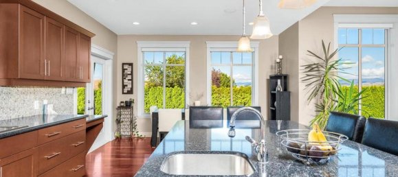 4 غرف نوم منزل في British Columbia, Canada رقم 1298 9