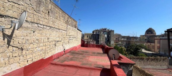 Apartamento de 3 dormitorios en Naples, Italy No. 267682 5