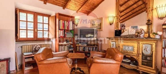 Дом с 6 спальнями в Ноли, Италия № 192090 2