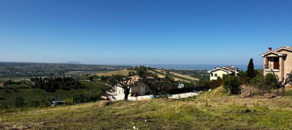 2000m² Land in Fermo, Italy No. 310904 16