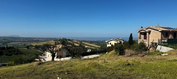 2000m² Land in Fermo, Italy No. 310904 15