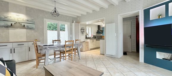 2 chambres Maison à Marchezais, France No. 208985 4