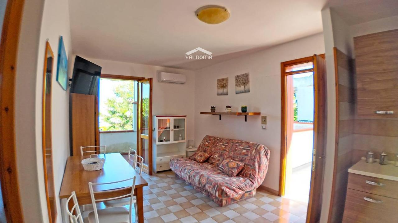 Apartamento de 2 habitaciónes en Melendugno, Italy No. 33373