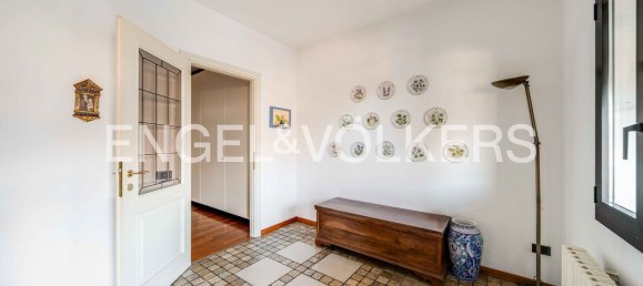 7 rooms Villa in Cadegliano-Viconago, Italy No. 68795 8