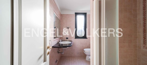 7 rooms Villa in Cadegliano-Viconago, Italy No. 68795 27