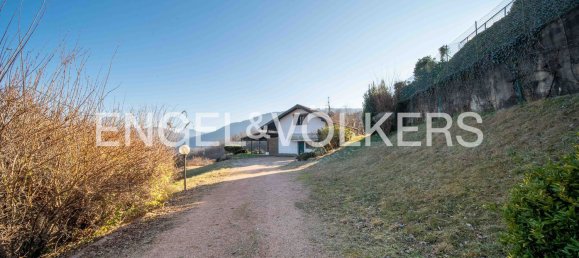 7 rooms Villa in Cadegliano-Viconago, Italy No. 68795 5
