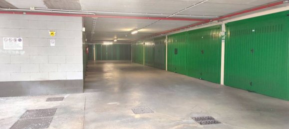  مرآب في Rome, Italy 21متر مربع رقم 259182 5