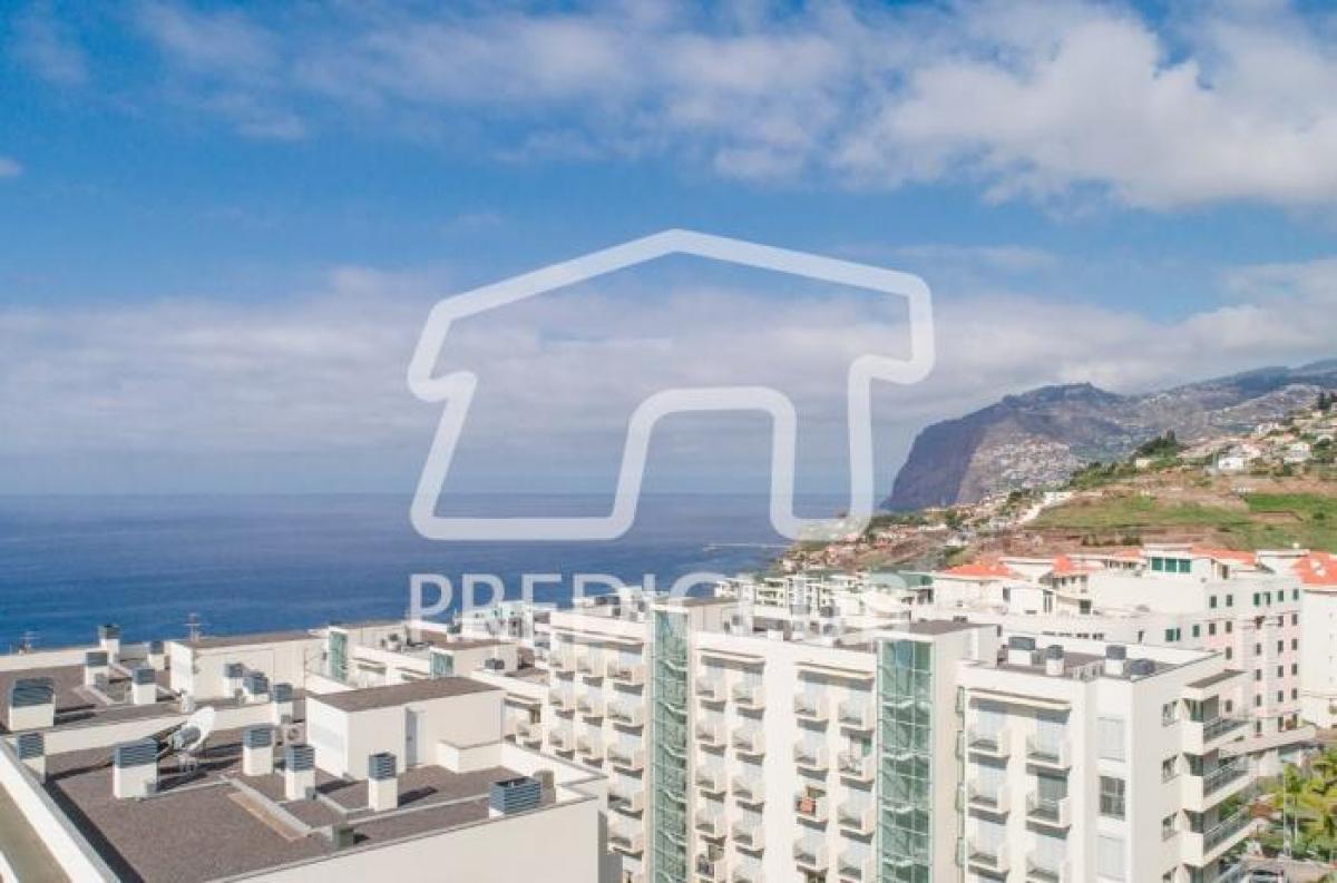 Квартира с 2 спальнями в Фуншал, Португалия № 450