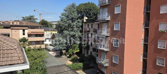 2 غرف نوم شقة في Cinisello Balsamo, Italy رقم 374985 14