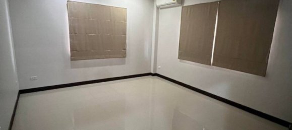 3 bedrooms Villa in Bang Lamung, Thailand No. 17981 6