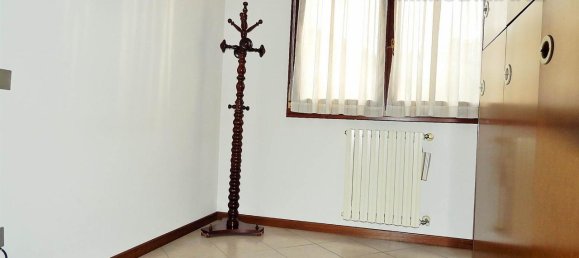 3 rooms Apartment in Renate, Italy No. 165038 17