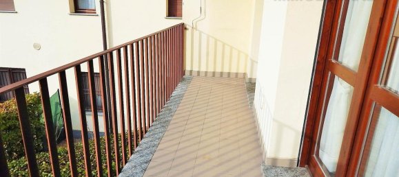 3 rooms Apartment in Renate, Italy No. 165038 11