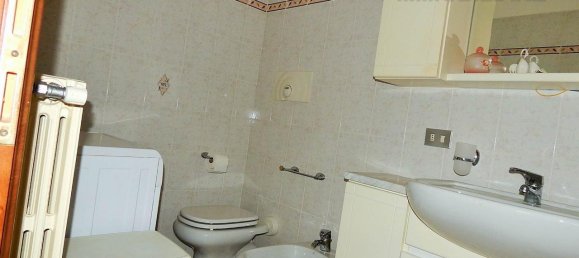 3 rooms Apartment in Renate, Italy No. 165038 16