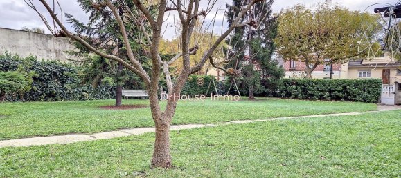 3 Schlafzimmer Wohnung in Le Bourget, France, Nr. 136220 9