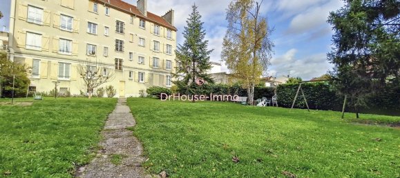 3 Schlafzimmer Wohnung in Le Bourget, France, Nr. 136220 4