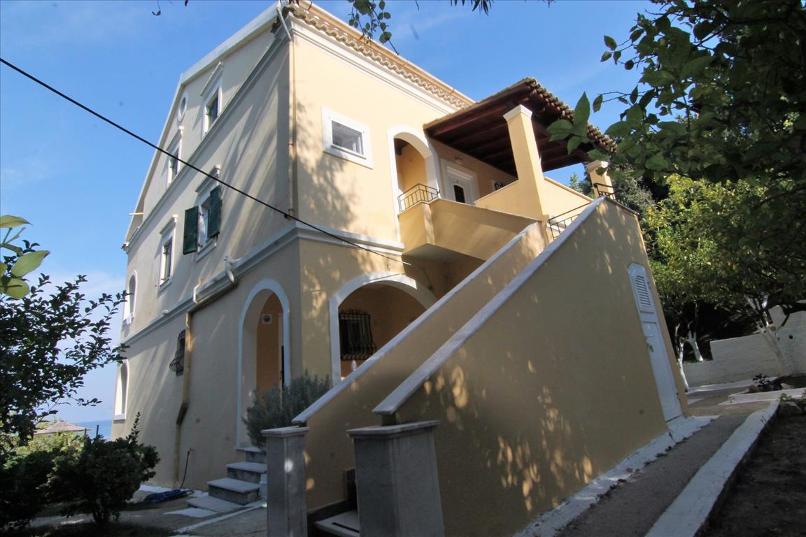 Maison de ville à Corfu, Greece 175m² No. 5456
