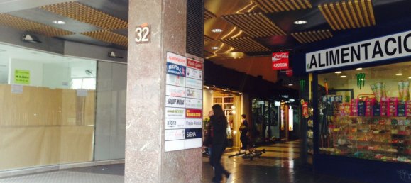 67m² Commercial property in Vitoria-Gasteiz, Spain No. 191147 4