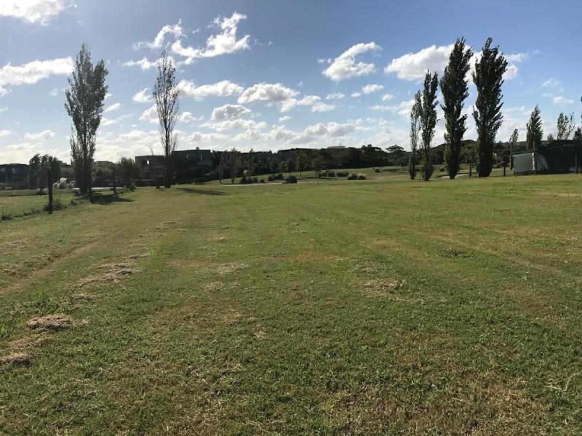 Terreno en Tigre, Argentina No. 33595