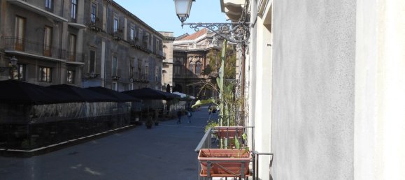2 rooms Apartment in Catania, Italy No. 48919 4