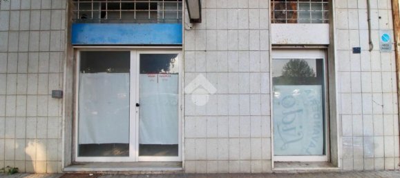 42m² Commercial property in Giulianova, Italy No. 362798 2