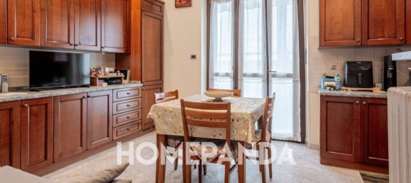 2 bedrooms Apartment in Venaria Reale, Italy No. 264101 2