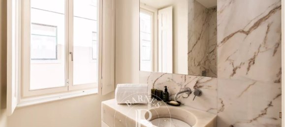 3 bedrooms Apartment in Lisbon, Portugal No. 265453 16