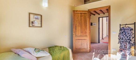 Apartamento de 3 divisões em Casciana Terme Lari, Italy N.º 218889 19