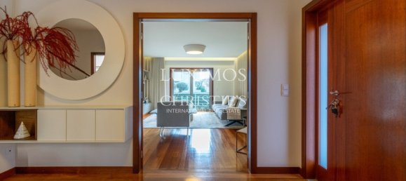 4 bedrooms Villa in Senhora da Hora, Portugal No. 115364 5