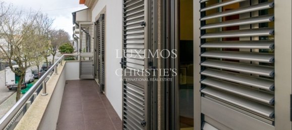 4 bedrooms Villa in Senhora da Hora, Portugal No. 115364 21