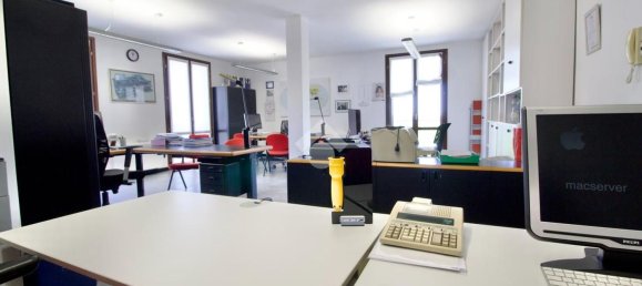 73m² Office in Reggio Emilia, Italy No. 370871 24
