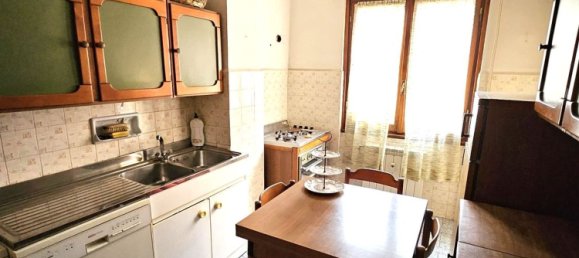 7 chambres Appartement à Genoa, Italy No. 364700 8
