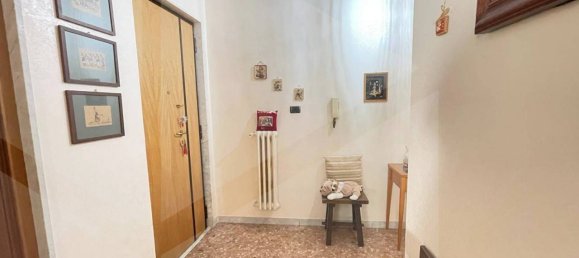 Квартира с 2 спальнями в Бари, Италия № 21790 9