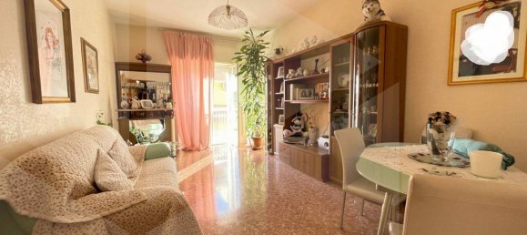 Квартира с 2 спальнями в Бари, Италия № 21790 2